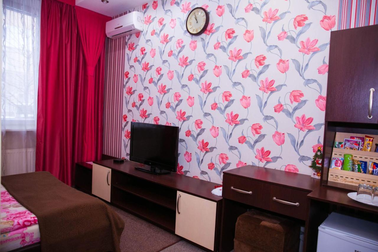 Siesta Hotel Kharkiv Exterior photo